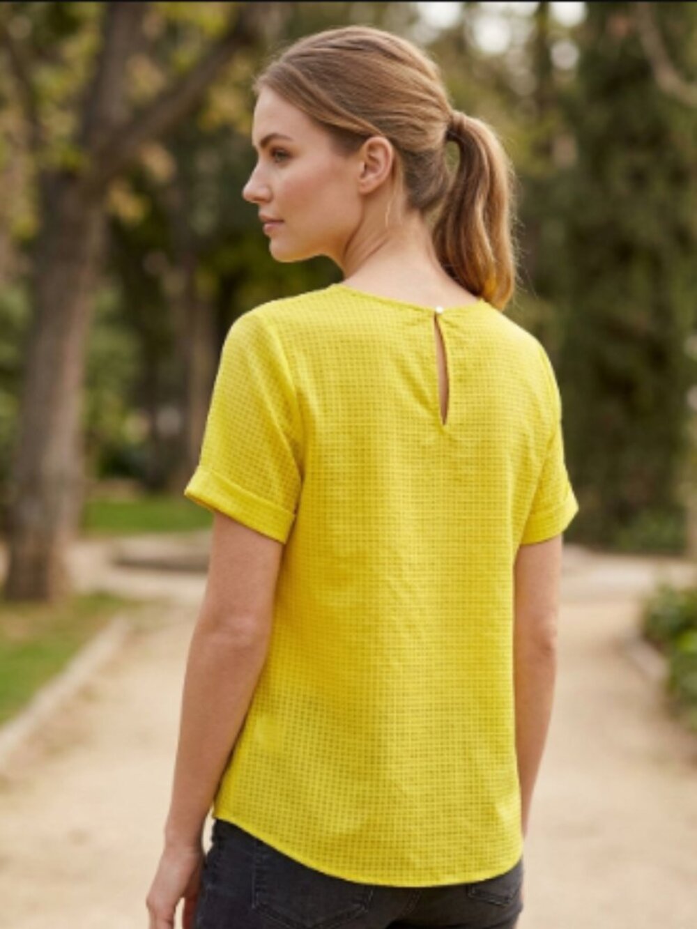 Suzy Shier Lemon Yellow Textured Waffle Knit Blouse L